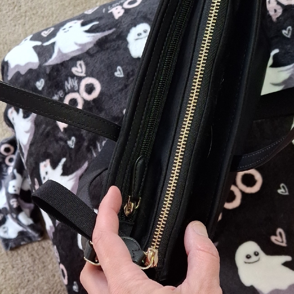 Kate Spade Black Tote Bag - Picture 5 of 9